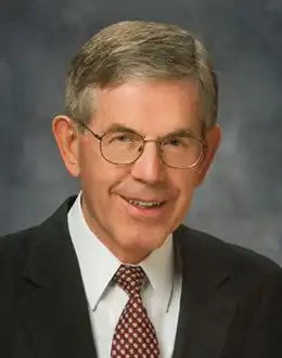 El amor no es ciego: Reflexiones para universitarios sobre la Fe y la Ambigüedad