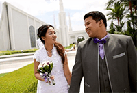 A couple on their wedding day at the temple